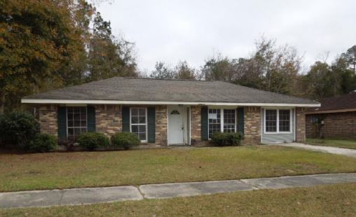 318 Clearwood Drive, Slidell, LA 70458 