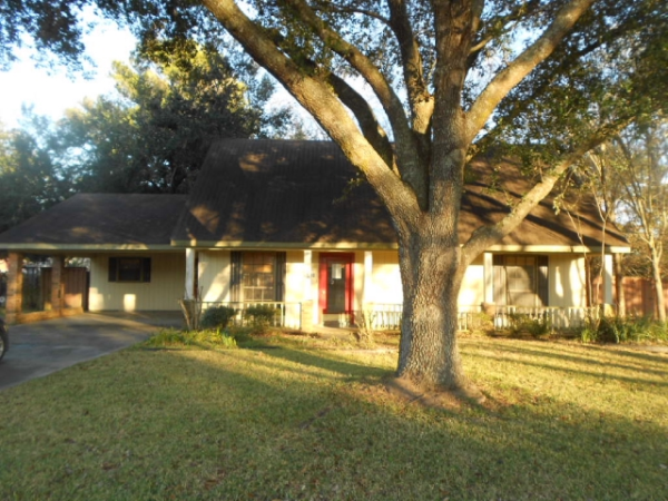 110 Baker Street, Broussard, LA 70518 