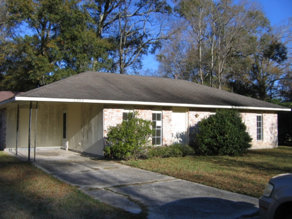 2205 Jerlyn Dr, Denham Springs, LA 70726 