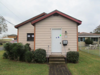 736 Jung Blvd, Marrero, LA 70072 