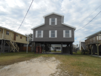 121 Aurora Ln, Grand Isle, LA 70358 