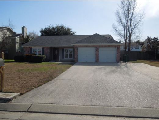 3017 Meadow Lake Dr E, Slidell, LA 70461 