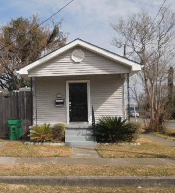23 Oak Ave, Harahan, LA 70123 