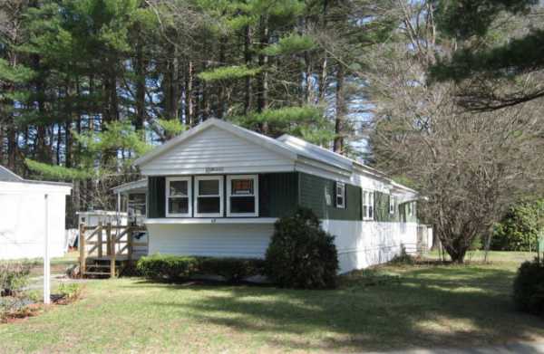 42 Maplewood Dr., Halifax, MA 02338 