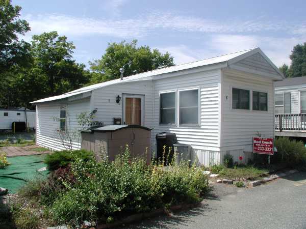 41 Pine Street, Peabody, MA 01960 
