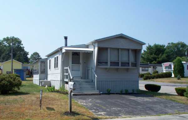 27 Cypress Rd, Taunton, MA 02780 