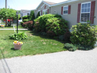 27 Somerset Circle, Chicopee, MA 01020 