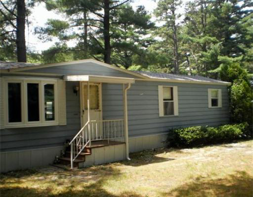 12 Pipers Way, Carver, MA 02330 