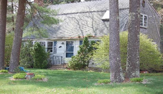 11 Cranberry Circle, Carver, MA 02330 