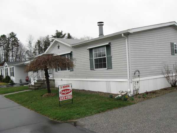 39 Holiday Circle, Chicopee, MA 01020 