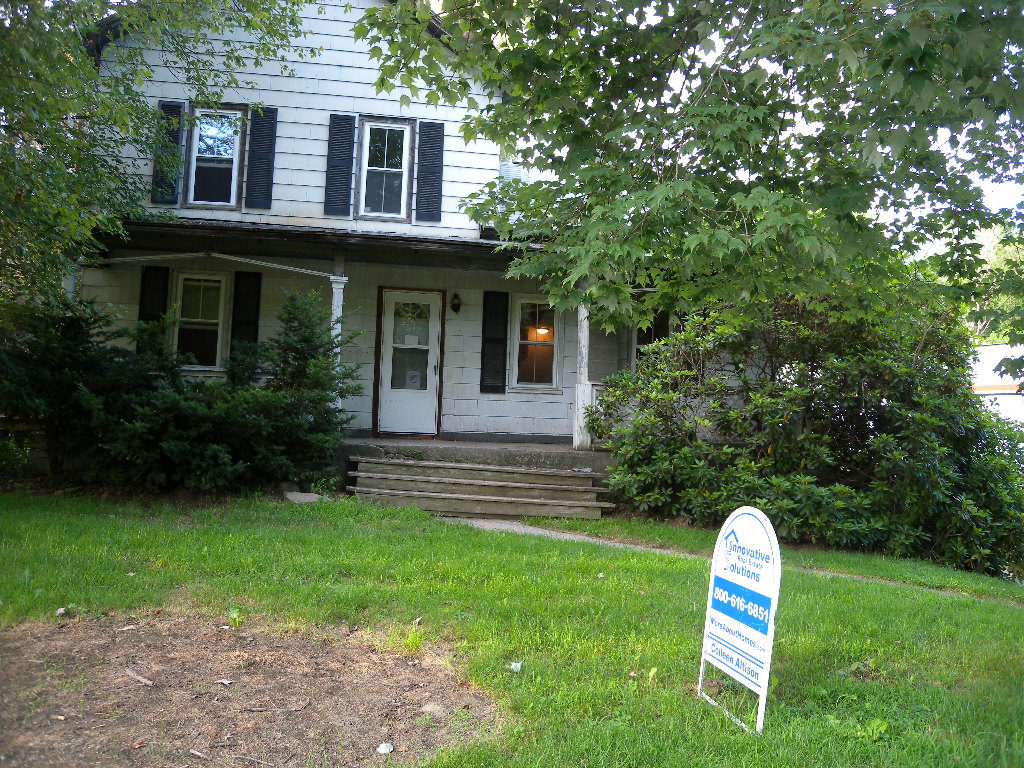 50 Warwick Ave, Northfield, MA 01360 