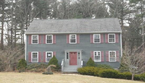 82 Chershire Avenue, Acushnet, MA 02743 