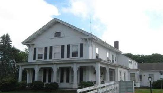 48 Camp Street Unit 3, Hyannis, MA 02601 