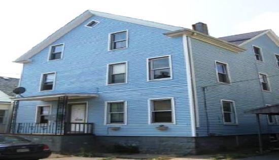 11 Granfield St, New Bedford, MA 02745 