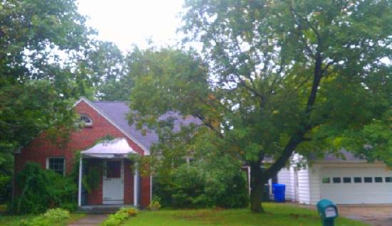 30 Tinkham Rd, Springfield, MA 01129 