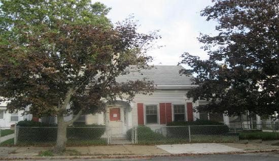 221 Linden Street, Fall River, MA 02720 