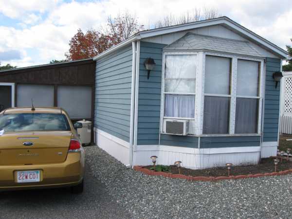 18 Kon-Tiki Circle, Chicopee, MA 01020 