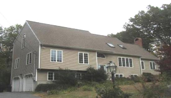 170 Burbank Road, Sutton, MA 01590 