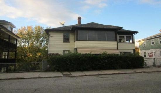 460 Hamilton Street, Southbridge, MA 01550 