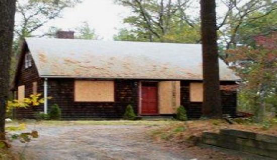 222 Plymouth Street, Middleboro, MA 02346 