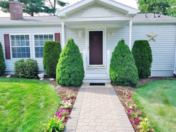5103 Island Drive, Middleborough, MA 02346 