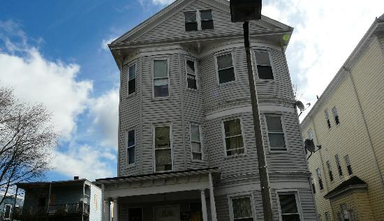 9 Inwood Street, Dorchester, MA 02125 
