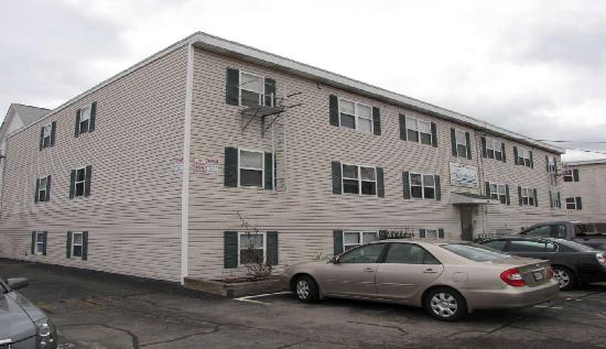 28 Reuben Street # 12, Fall River, MA 02723 
