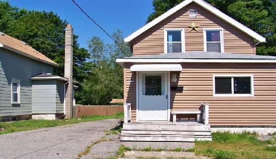 57 Shores Street, Taunton, MA 02780 