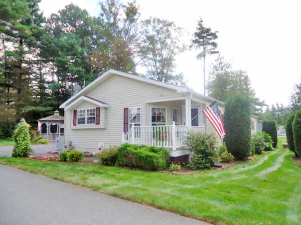 7503 Island Drive, Middleborough, MA 02346 