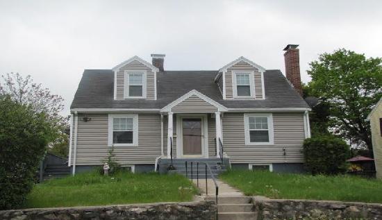 70 Lower East Street, Dedham, MA 02026 