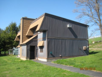 76 Chickering Rd, Spencer, MA 01562 