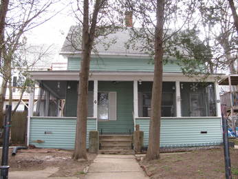 6 Greenwood St, Gardner, MA 01440 