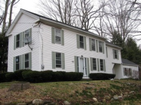 28 River Rd, Brookfield, MA 01506 