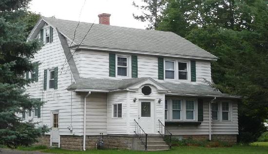 124 North Westfield Street, Feeding Hills, MA 01030 