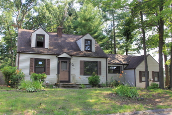 74 Albert Street, West Springfield, MA 01089 