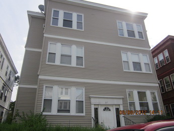 27 Hosmer St Apt 2, Mattapan, MA 02126 