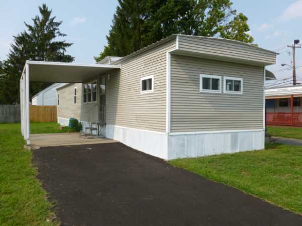 70 Shumway St, Springfield, MA 01151 