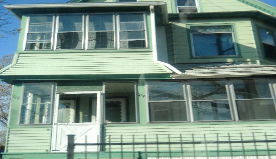 636-638 Carew St, Springfield, MA 01104 