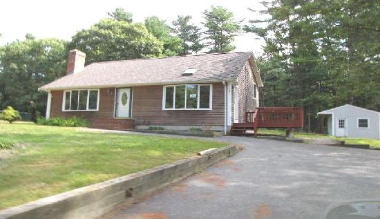 90 Codding Dr, Taunton, MA 02780 