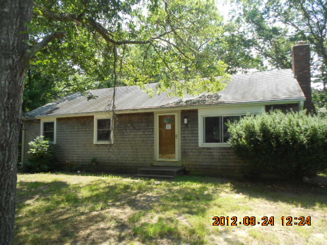 8 Shipwreck Drive, Mashpee, MA 02649 