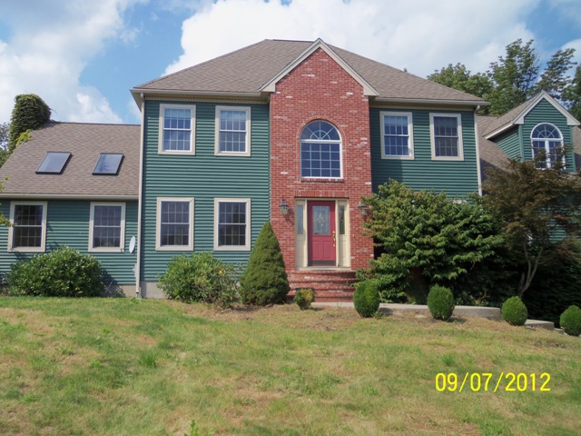24 Welsh Rd, Sutton, MA 01590 
