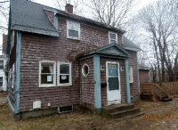 61 Oak St, Middleboro, MA 02346 