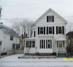 64 Varnum St, Lowell, MA 01850 