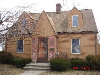 49 Athol St, Springfield, MA 01107 