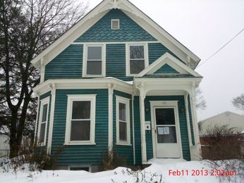 151 Warwick St, Lowell, MA 01851 