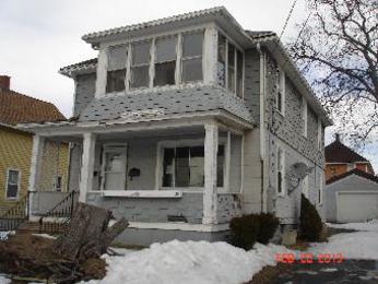 37 Beauregard St, Springfield, MA 01151 