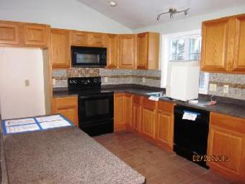 55 3rd St, Worcester, MA 01602 