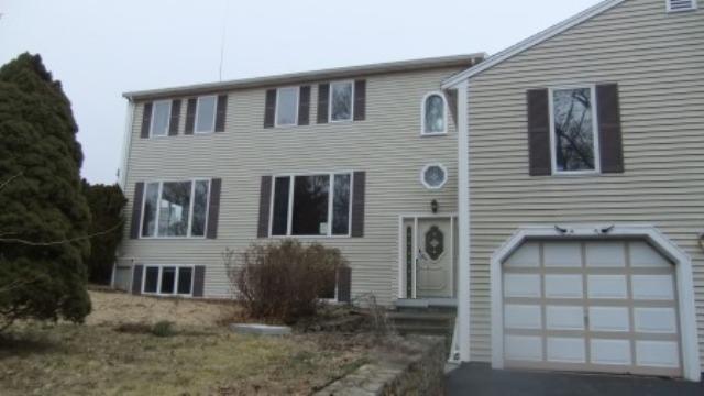 104 Goose Pt Rd, Centerville, MA 02632 