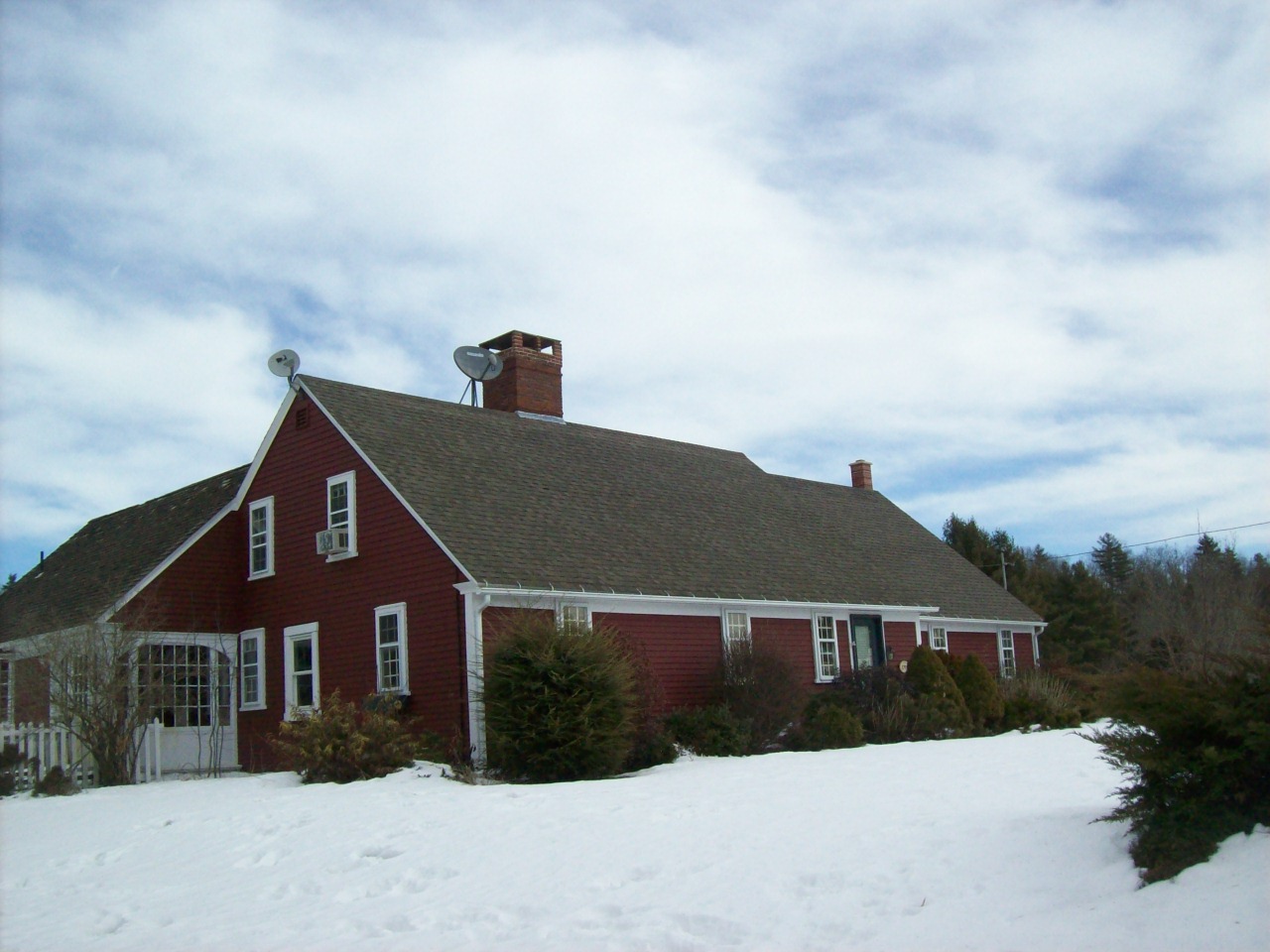 351 Sturbridge Rd, Brimfield, MA 01010 