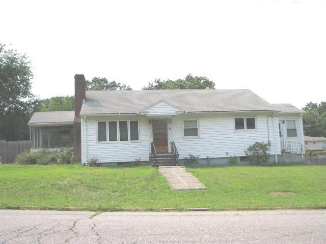 51 Jefferson St, Lawrence, MA 01843 